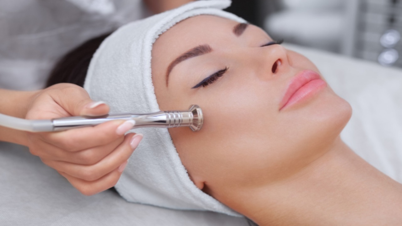 Top 6 Modern Beauty Treatments You Should Try in 2026